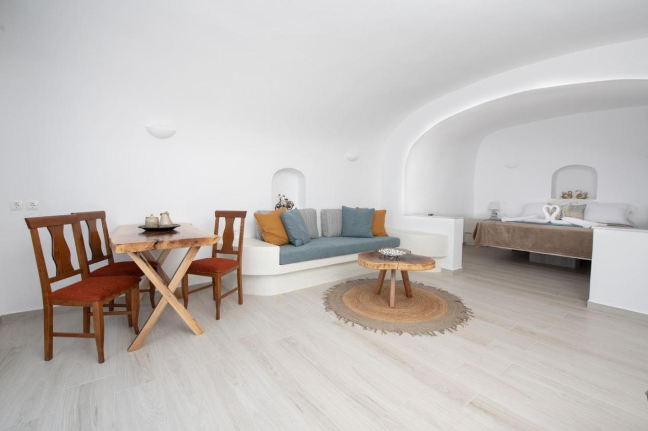 Sun Angelos Oia - Luxury Cave Suites Exterior photo